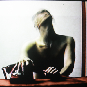 蝴蝶忍被强❌自慰爽漫画在线
